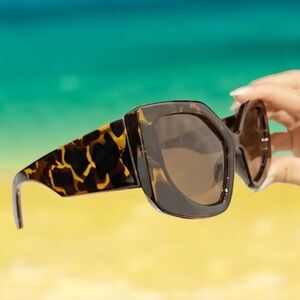 🆕 Trendy Oversized Cat Eye Sunglasses Y2K Creative Unique Design‼️ MOD SQUAD ‼️